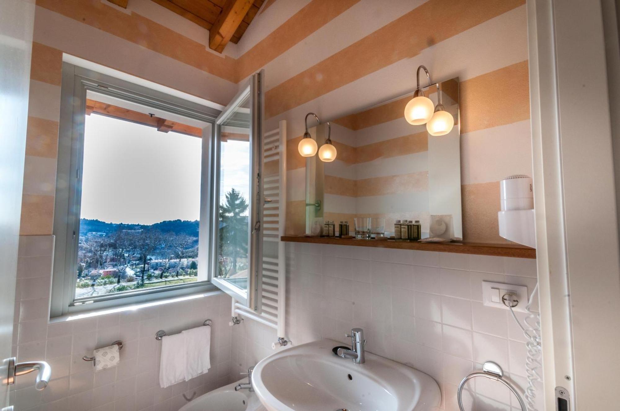 Locanda Pozzetto Laveno-Mombello Pokoj fotografie